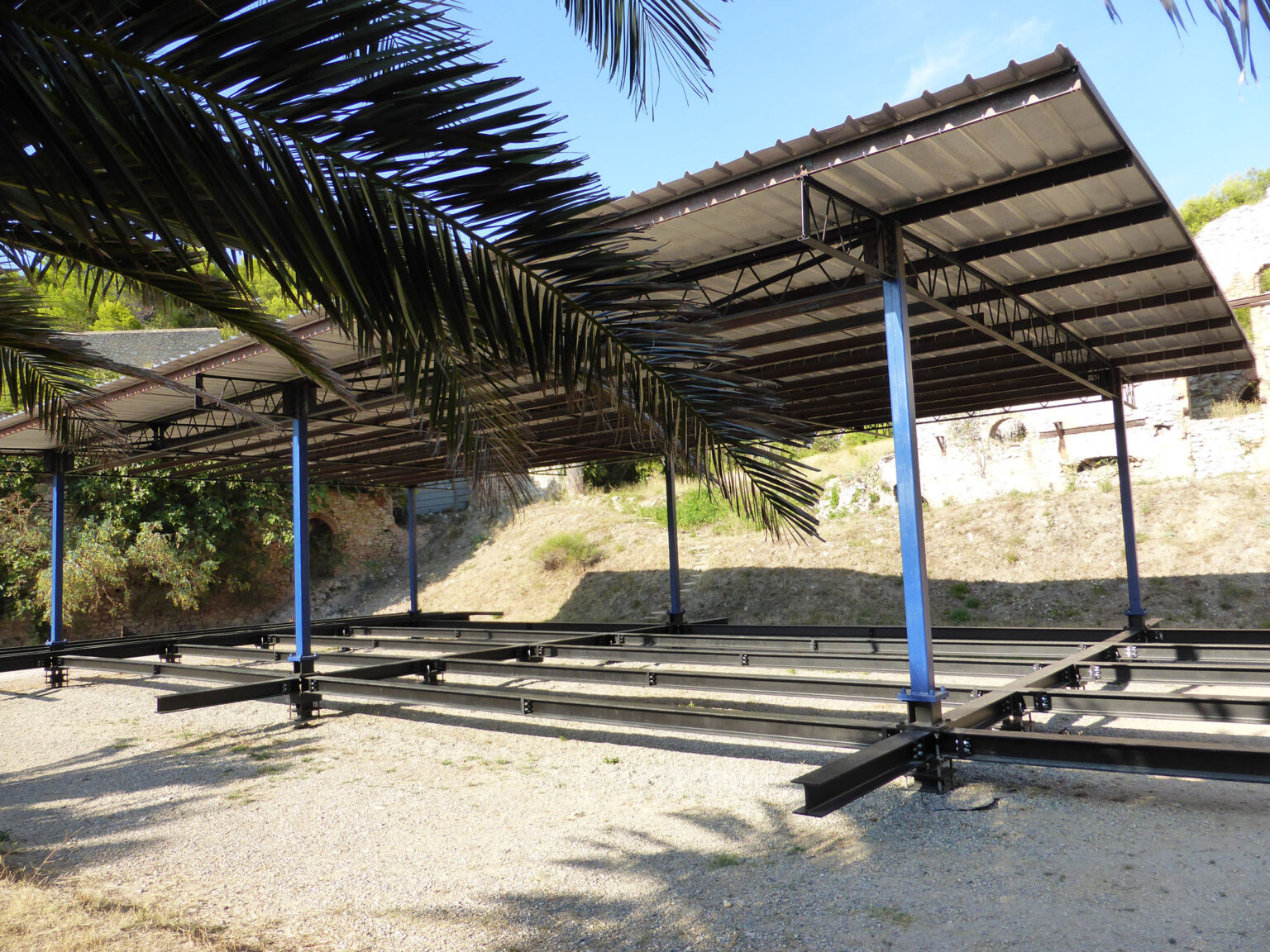 Metal-Framed Tropical Habitat Prototype - Cameroon Archives 1958 – Jean Prouvé, photo 11