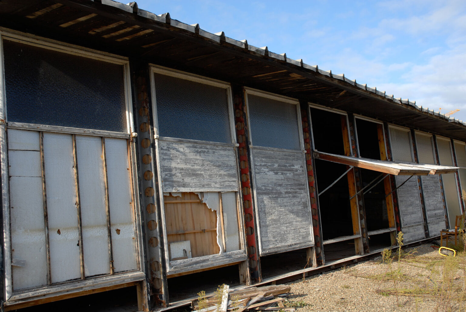 Small red nomadic structure – Jean Prouvé, photo 4