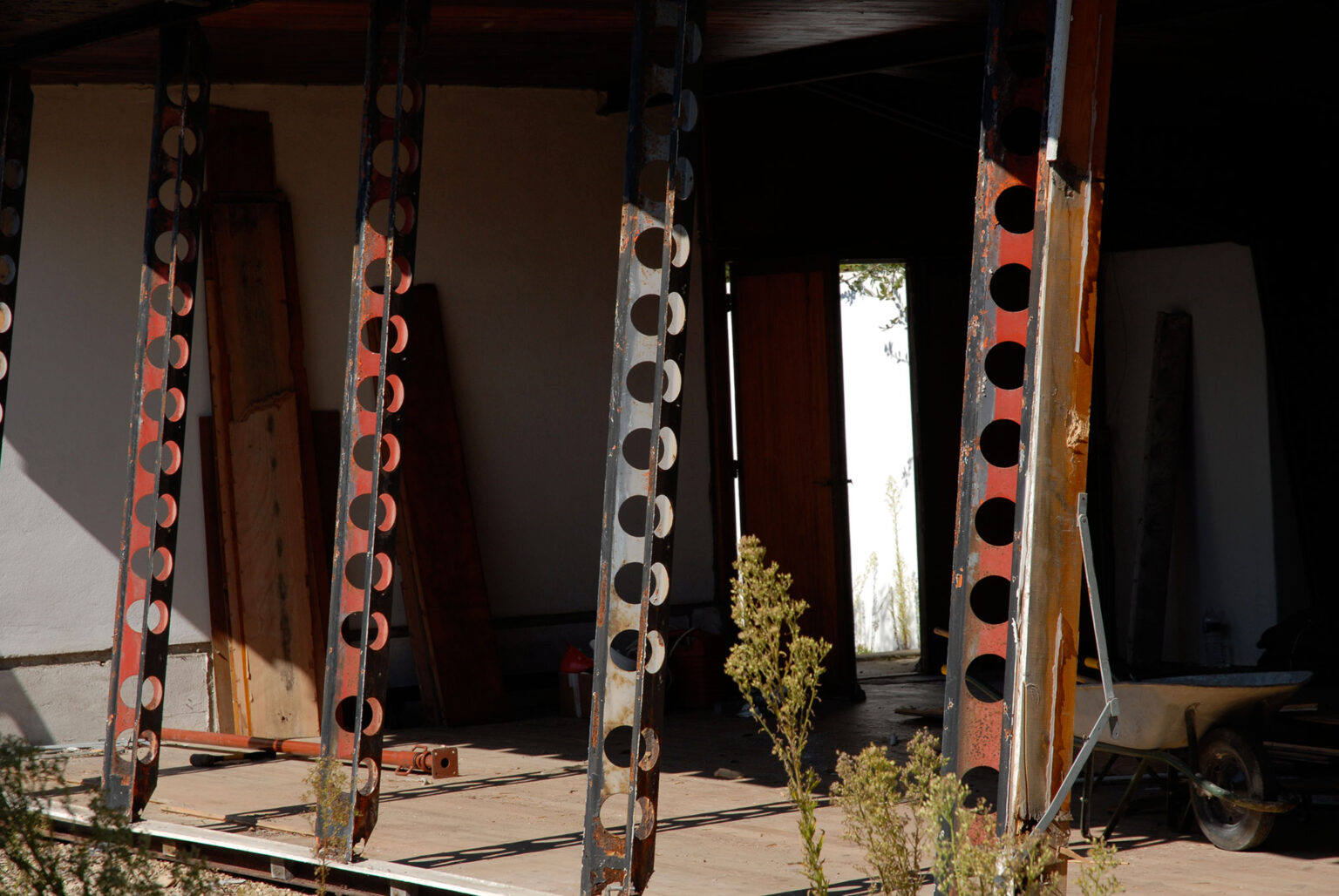 Small red nomadic structure – Jean Prouvé, photo 5
