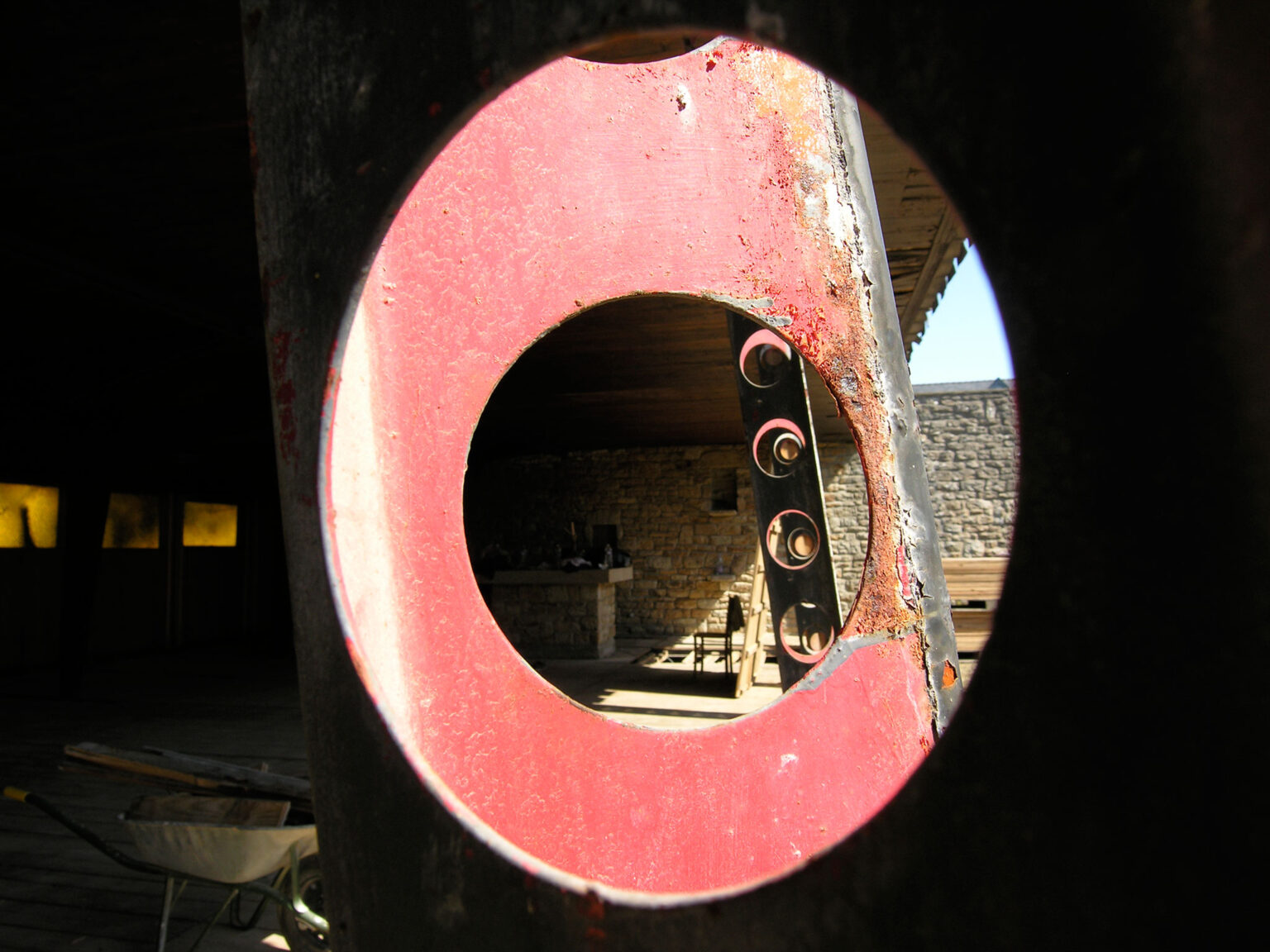Small red nomadic structure – Jean Prouvé, photo 6