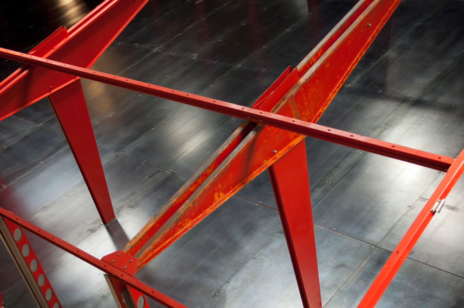 Small red nomadic structure – Jean Prouvé, photo 18