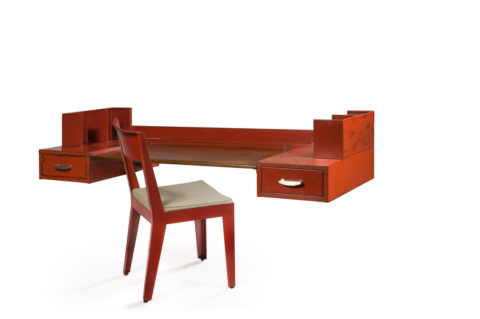 Suspended desk – Jean Prouvé, photo 1