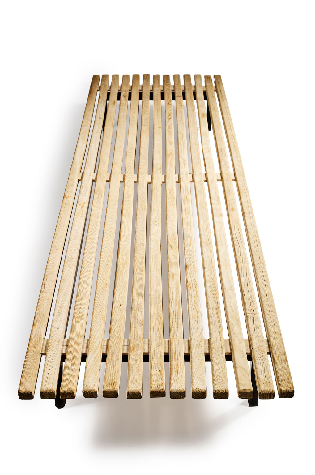 Perriand-banc-cansado-02