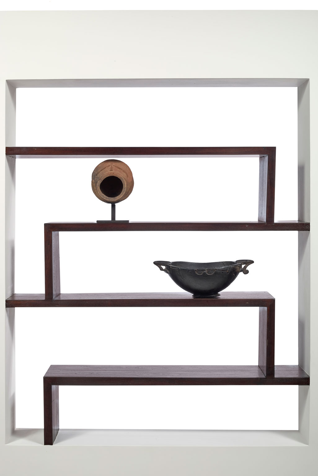 Pierre-Jeanneret-Shelves-01