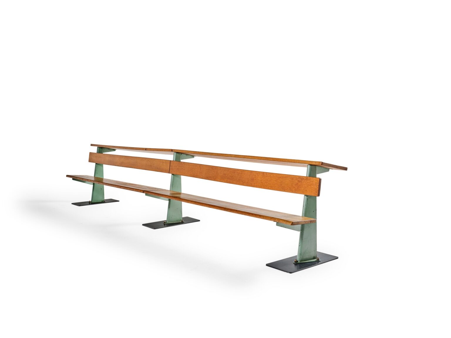 Double Amphitheater Bench – Jean Prouvé, photo 1