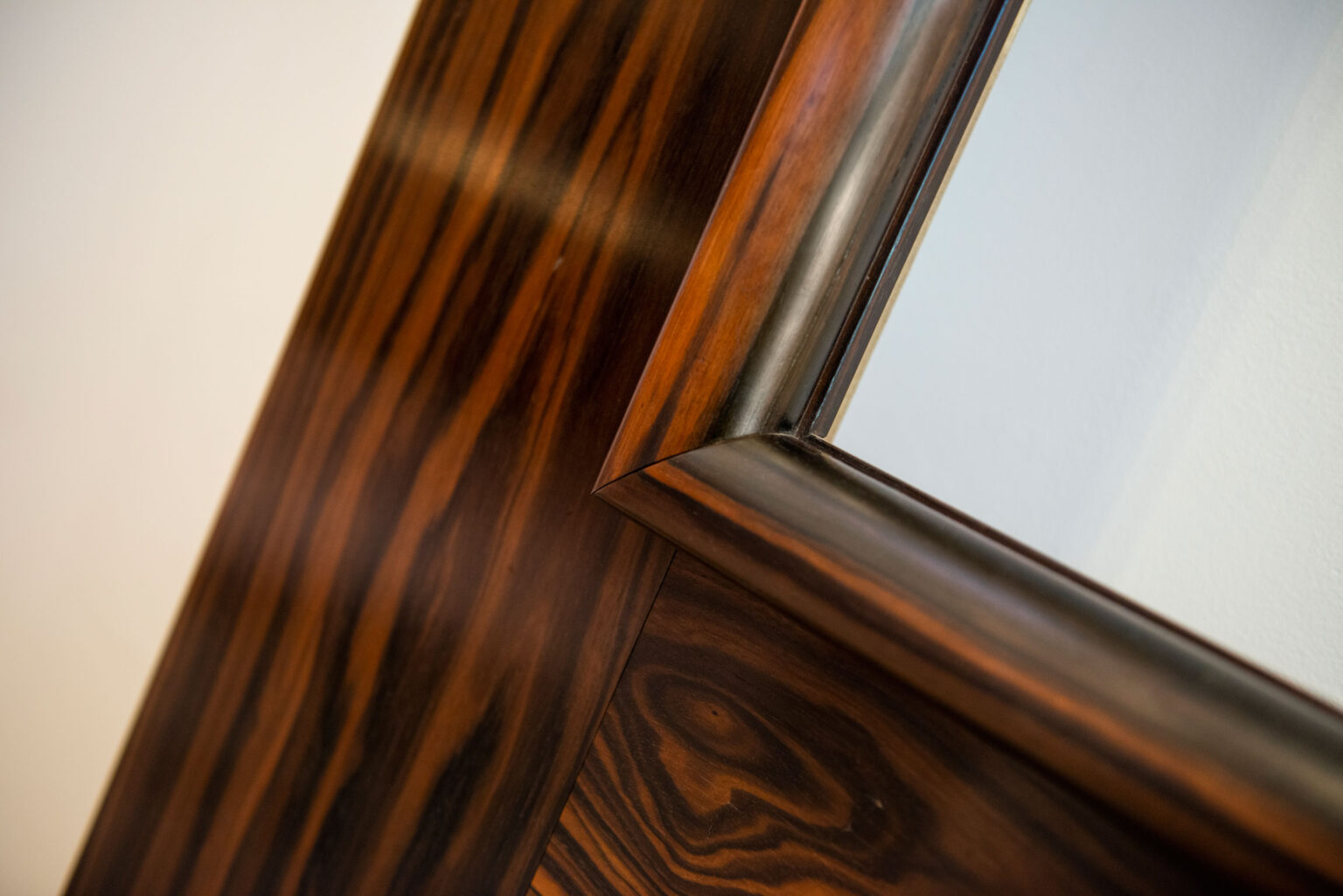 Macassar ebony wood paneling – Jacques-Emile Ruhlmann, photo 3