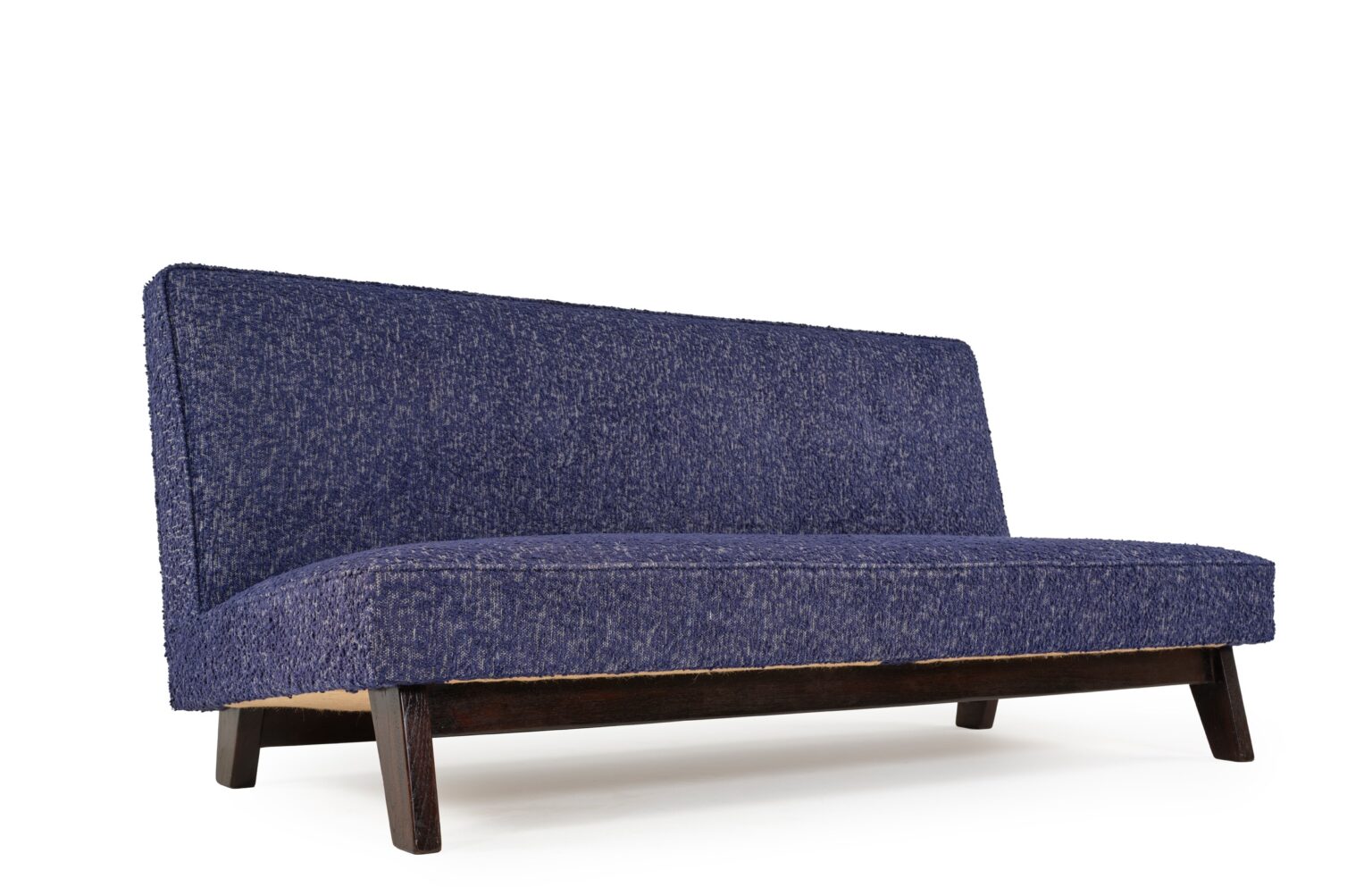 Short-legged sofa – Pierre Jeanneret & Le Corbusier, photo 1