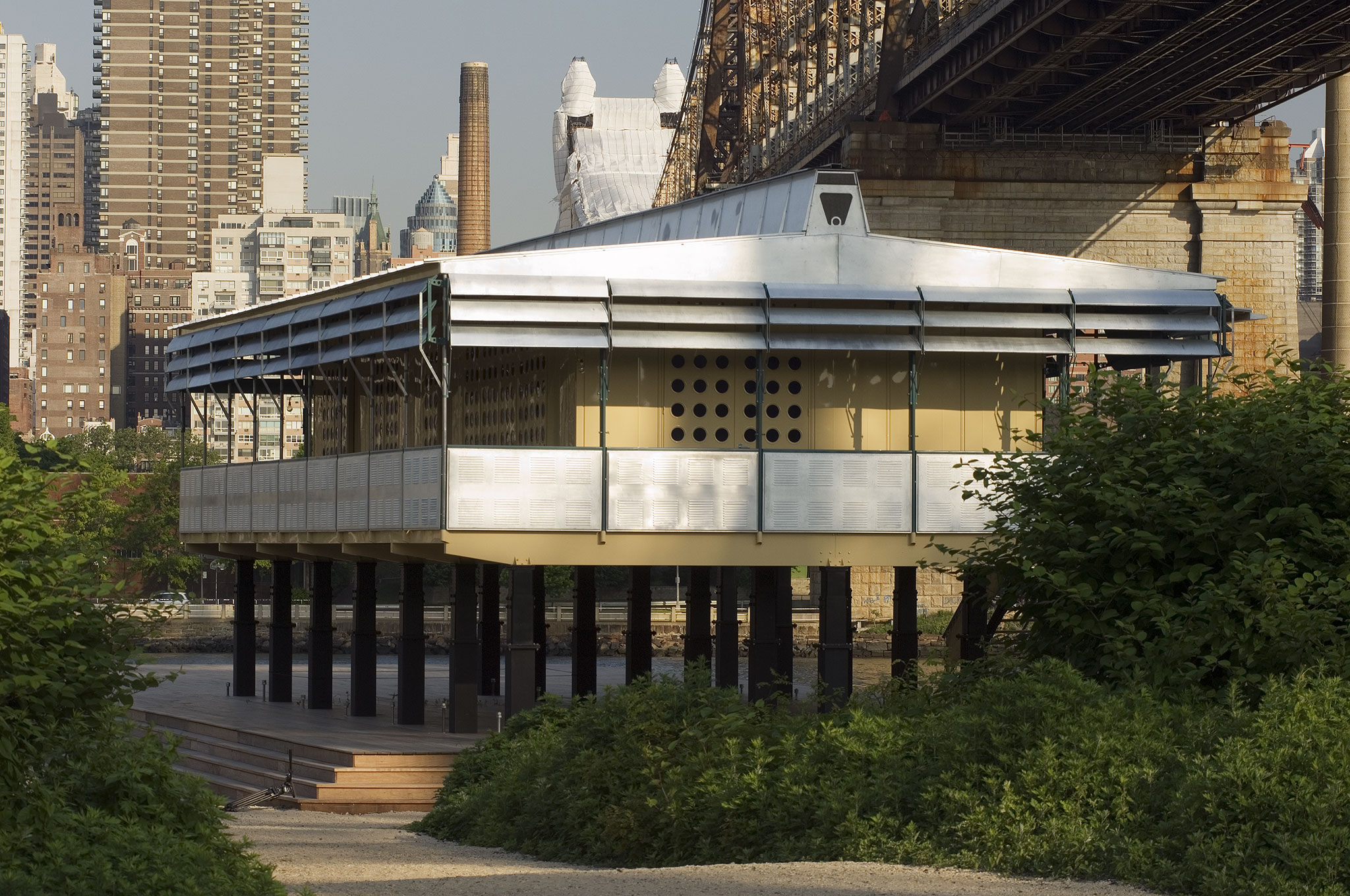 jean-prouve-maison-tropicale-new-york06