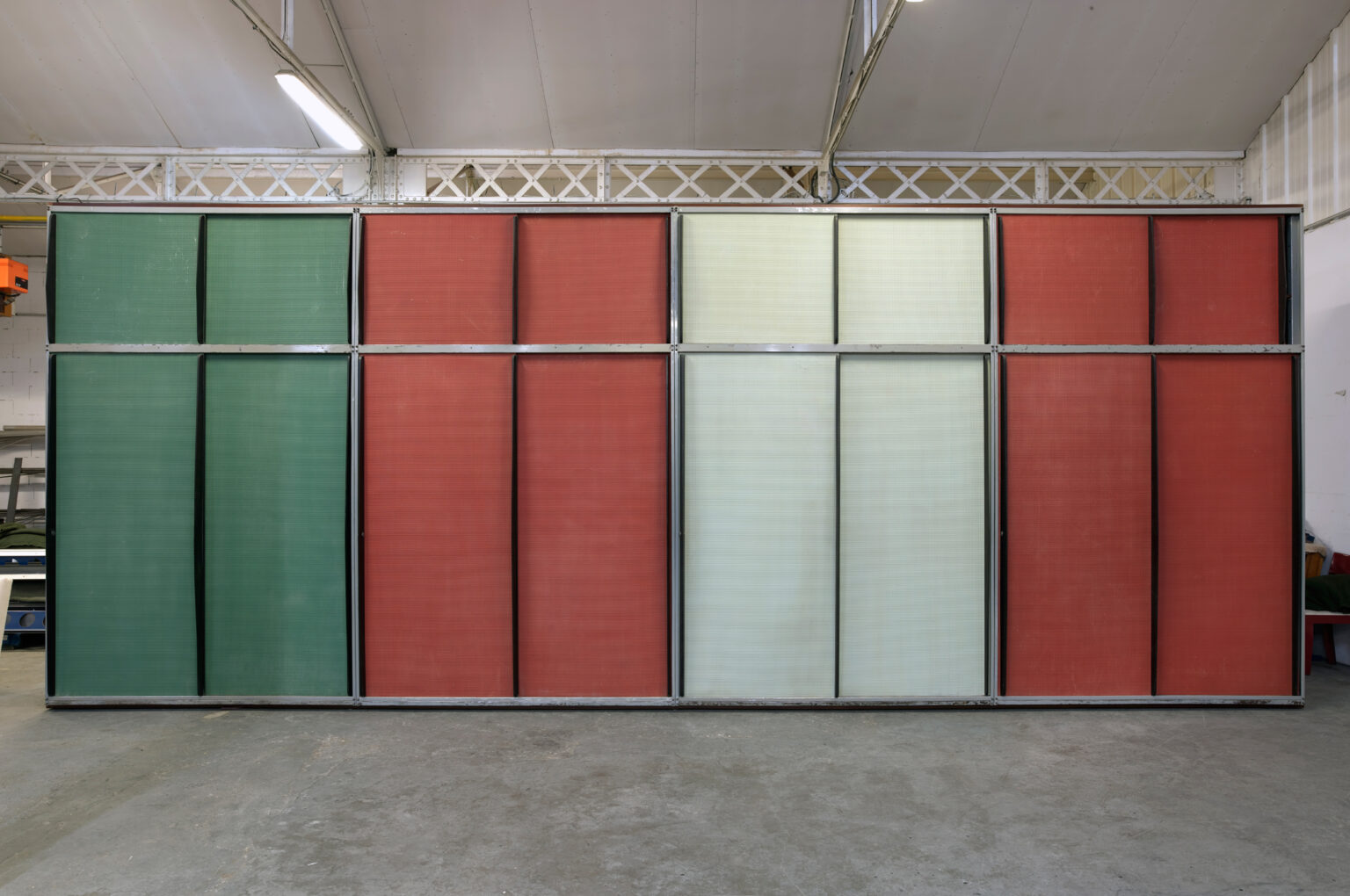 Four-door cabinet, Model B – Charlotte Perriand & Jean Prouvé, photo 1