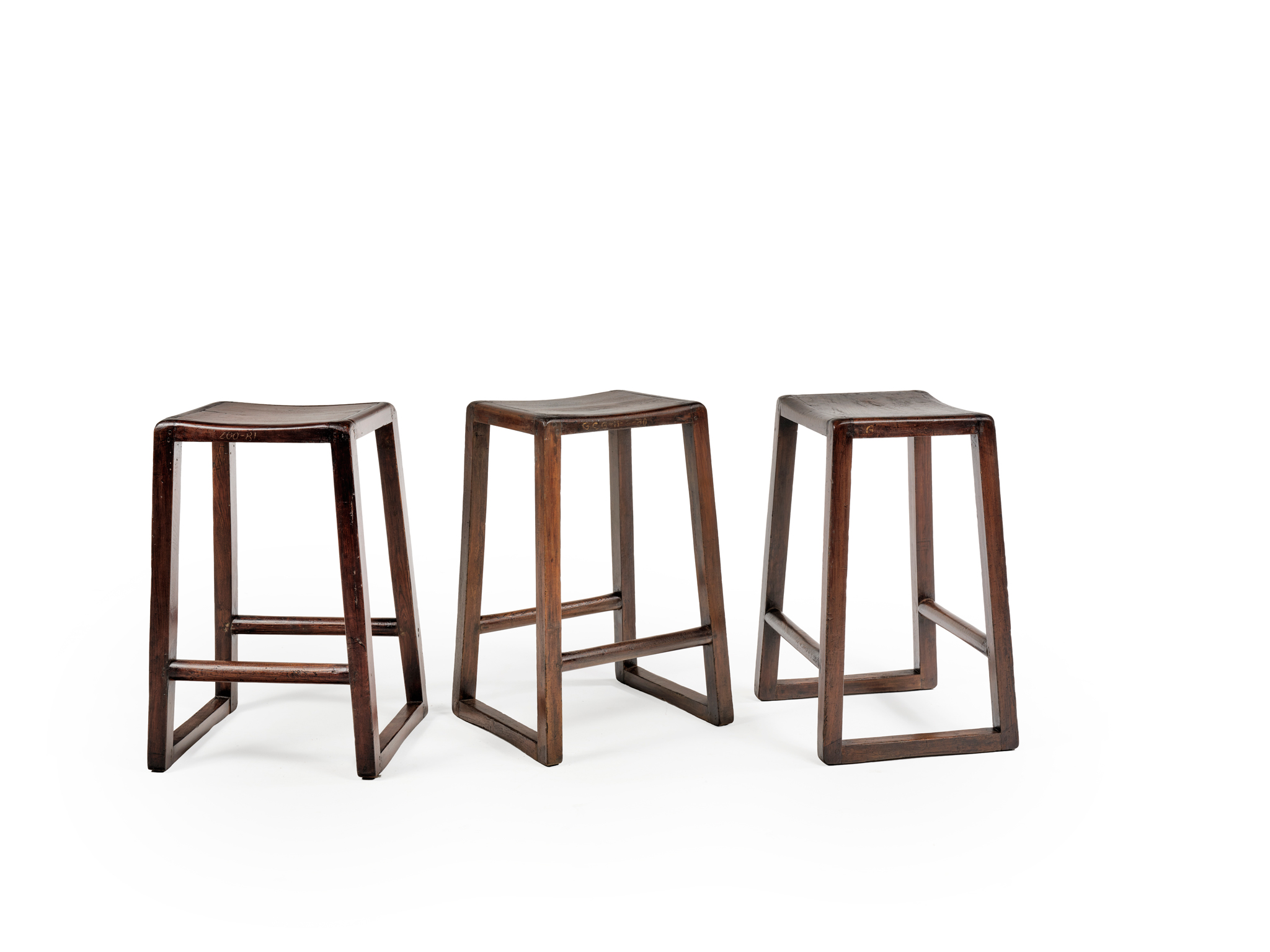 Jeanneret-stool-01
